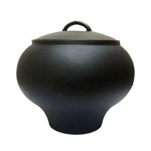 Чугунок, горшок чугунный с крышкой 6 л. Балезинский ЛМЗ